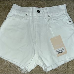 Size 25 run small high rise